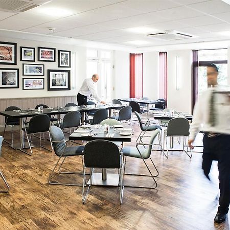 Lane End Hotel High Wycombe Ngoại thất bức ảnh